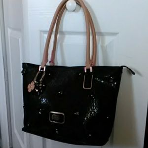 Guess Black Shiney Purse!